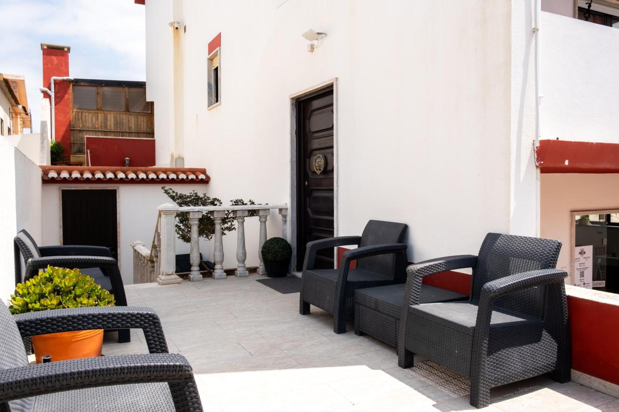 West Side Guesthouse Peniche Luaran gambar