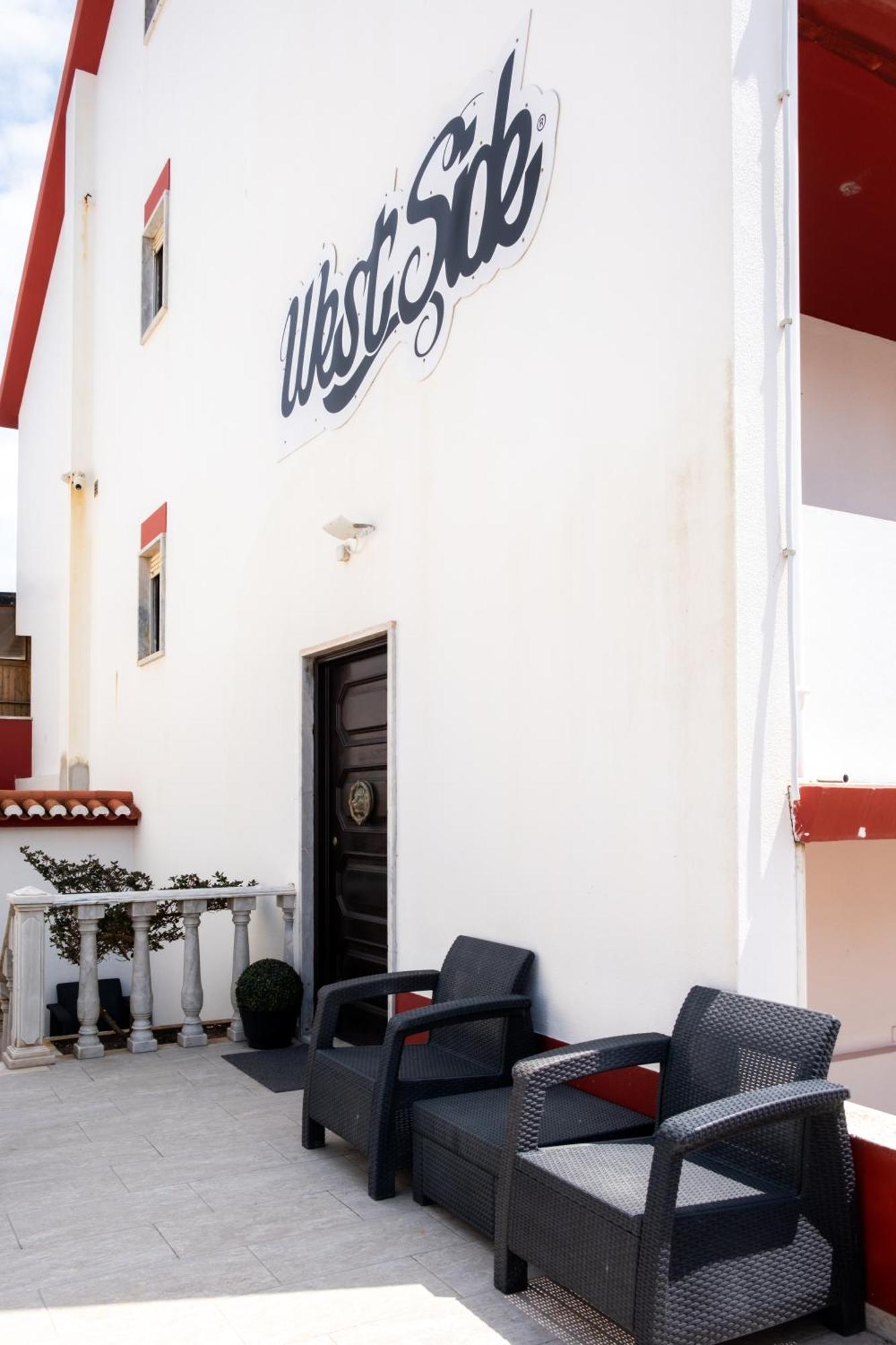 West Side Guesthouse Peniche Luaran gambar