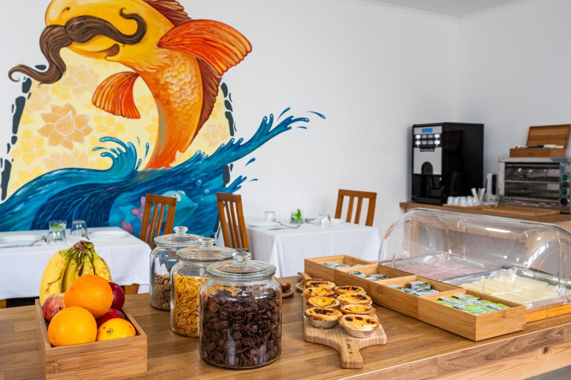 West Side Guesthouse Peniche Luaran gambar