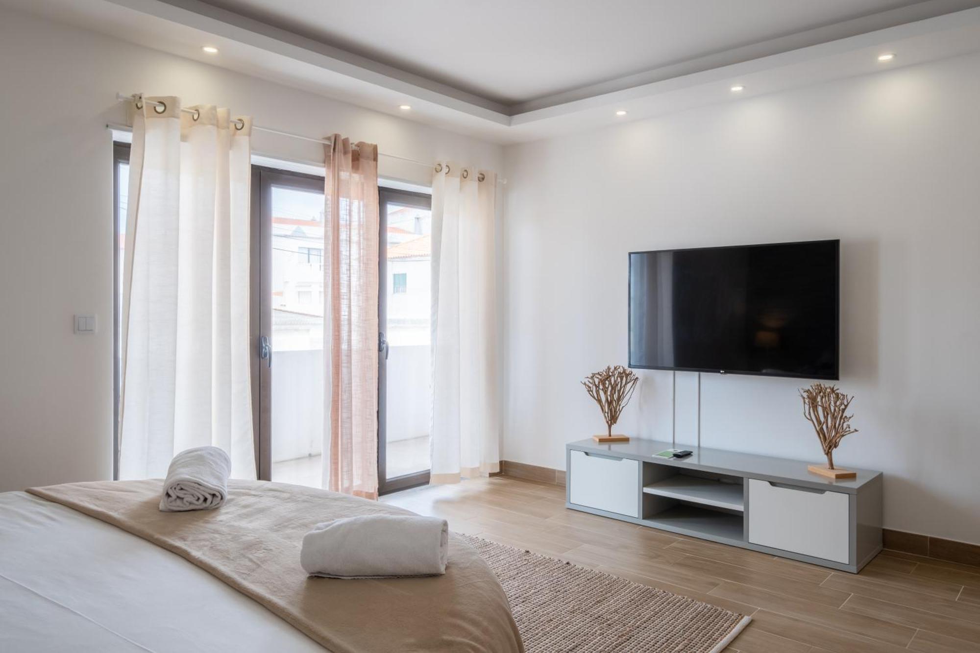 West Side Guesthouse Peniche Luaran gambar