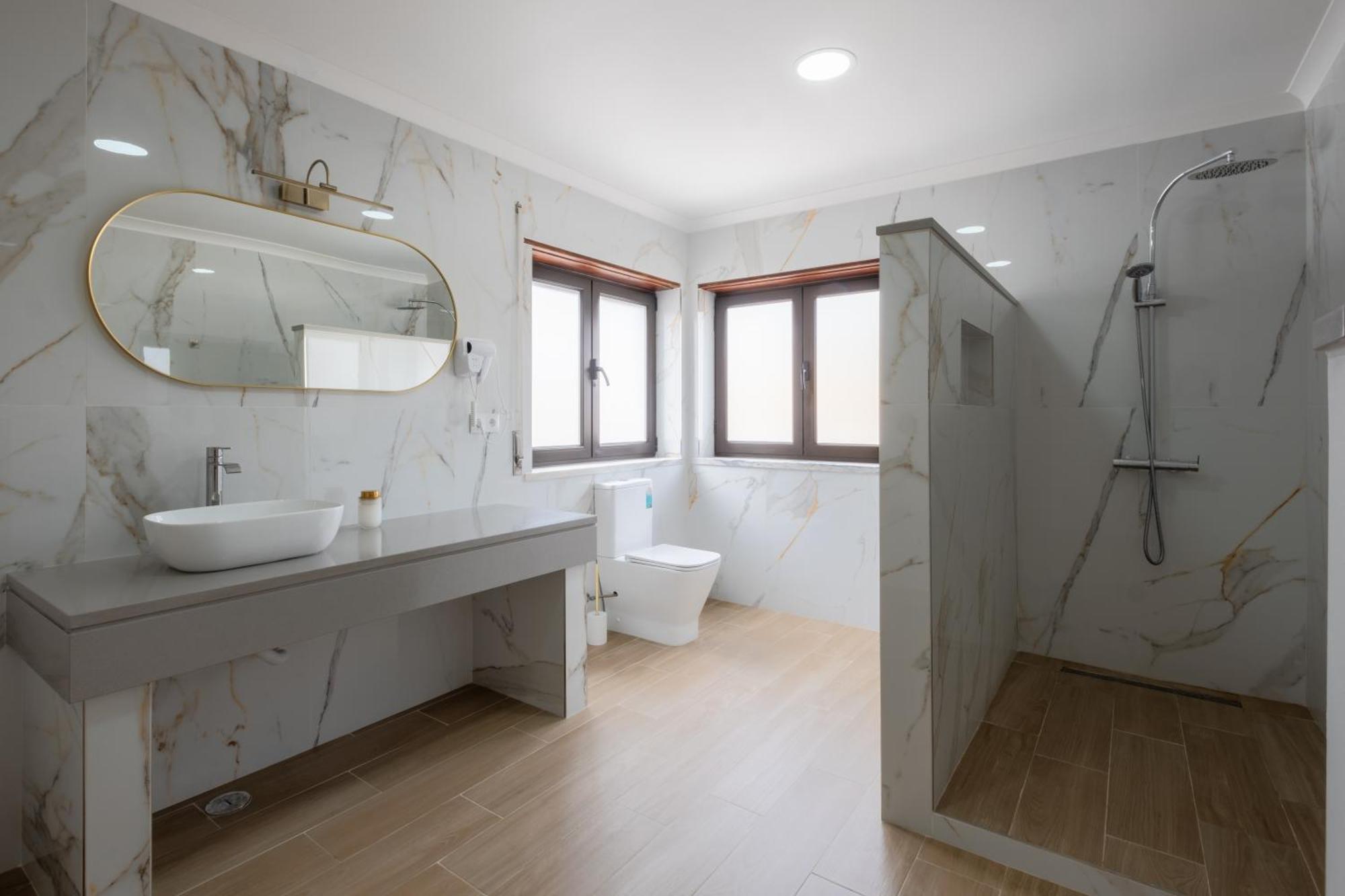 West Side Guesthouse Peniche Luaran gambar