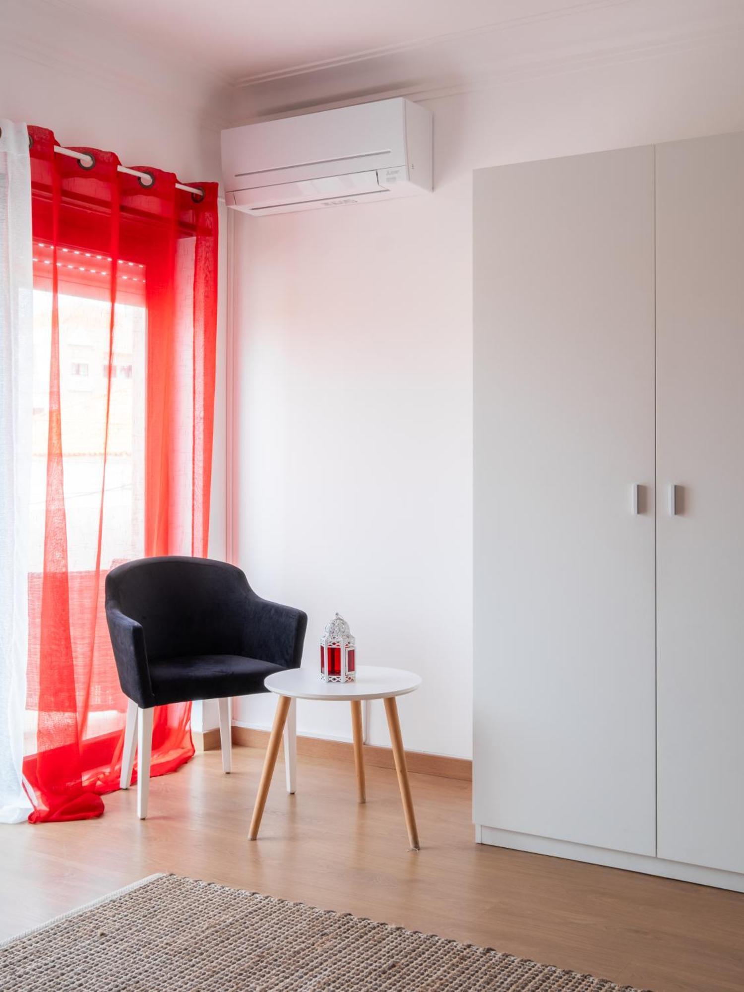 West Side Guesthouse Peniche Luaran gambar