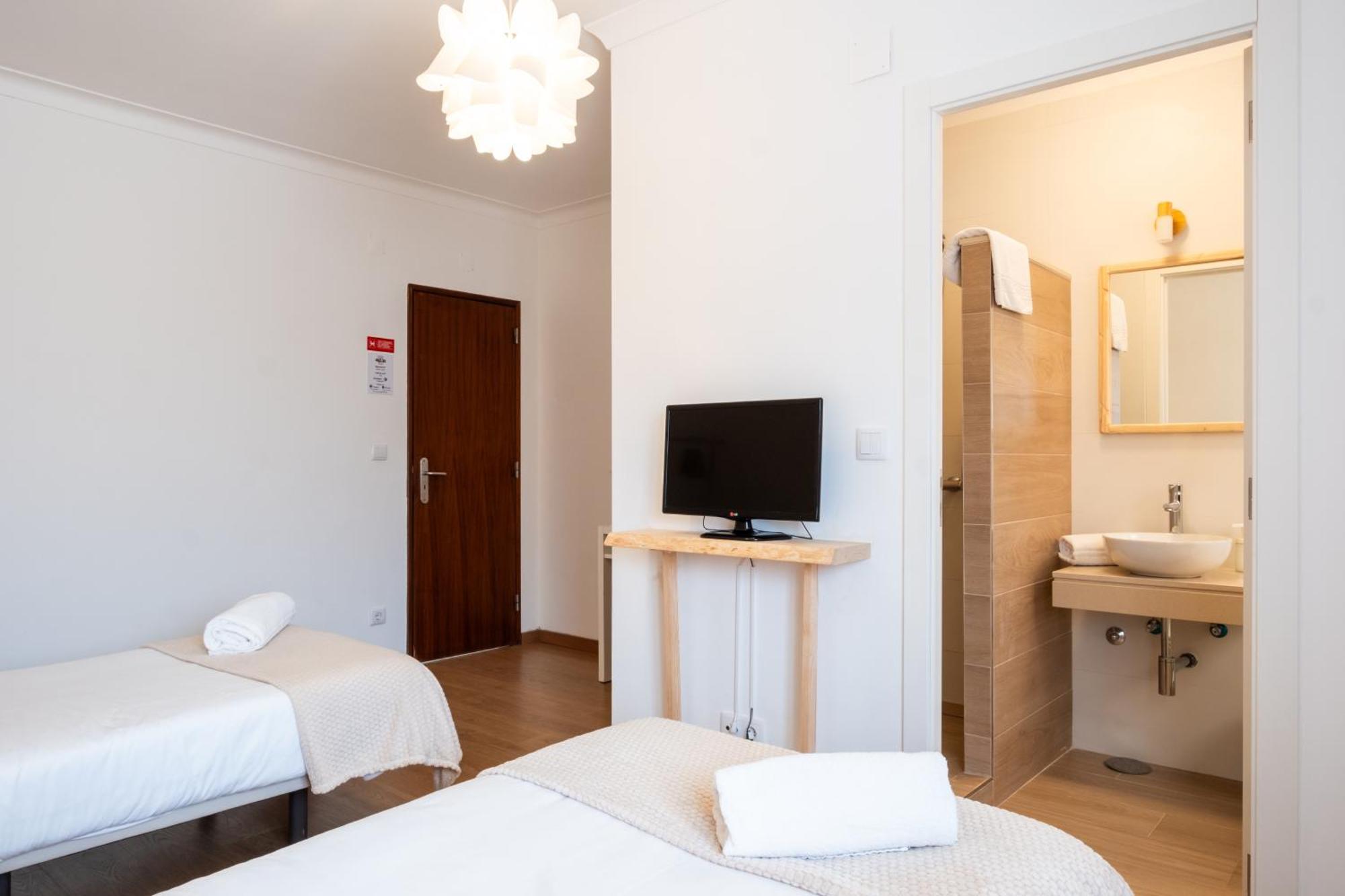 West Side Guesthouse Peniche Luaran gambar
