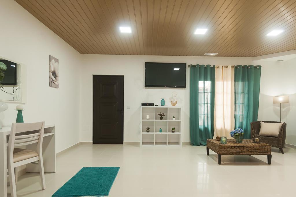 West Side Guesthouse Peniche Luaran gambar